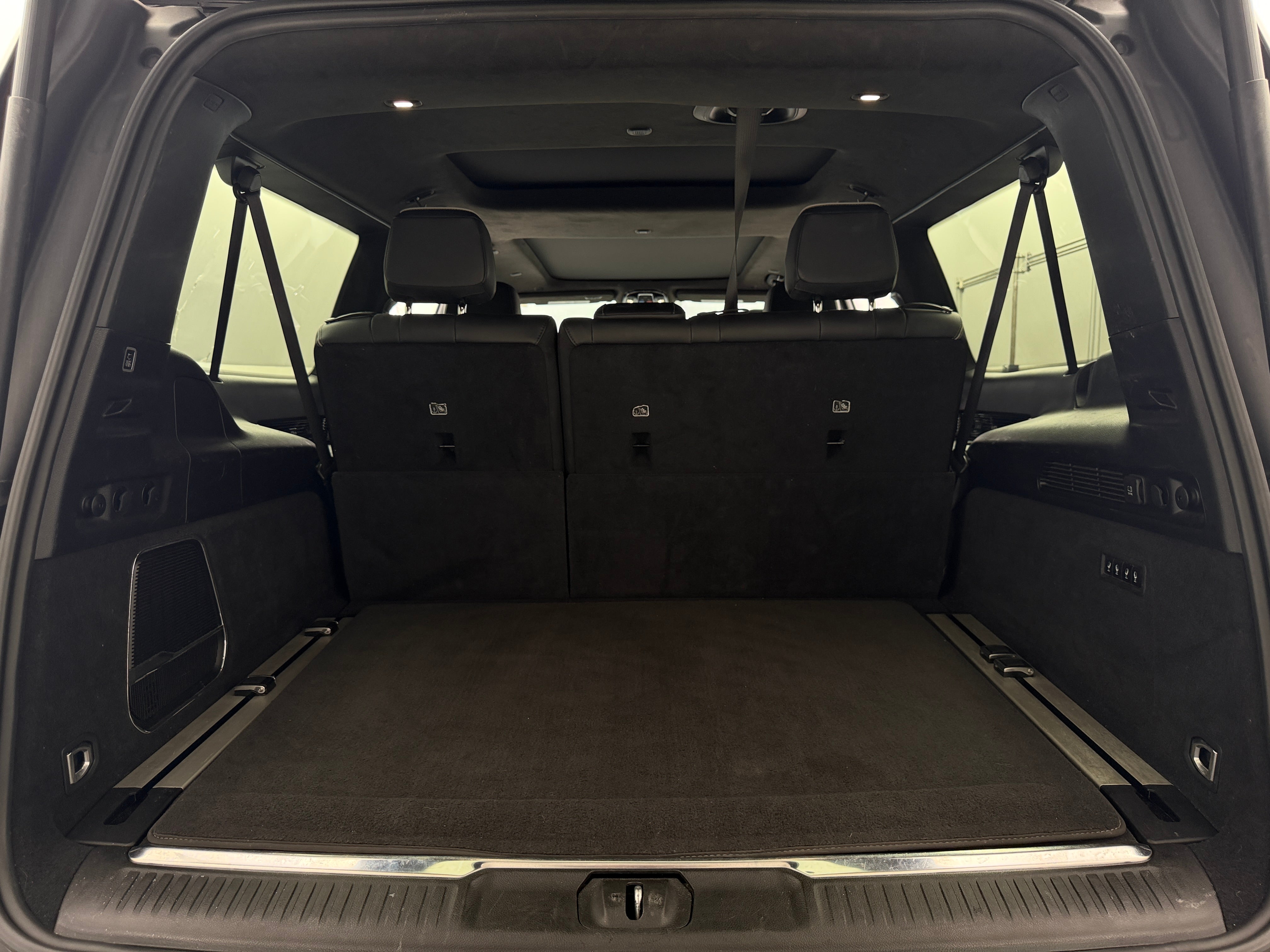 jeep grand wagoneer l 2023 1C4SJSFP1PS529770 image jeep grand wagoneer l 2023 1C4SJSFP1PS529770 image